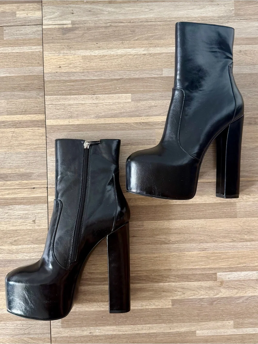Steve Madden Black Leather Platform Chunky Heel Ankle Boots, women’s size 6